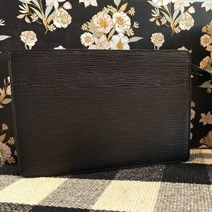 Louis Vuitton Black Epi Pochette Homme Clutch